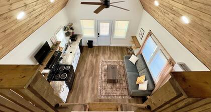 Fox Cabin: Arcade, Inflatables, Fishing & More!