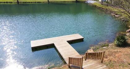 Rabbit Luxury Tiny Cabin on Lake with Play Area