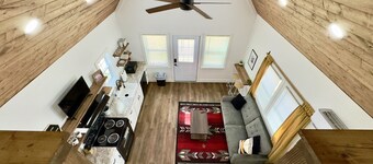 Black Bear Cabin: Arcade, Inflatables, Fishing