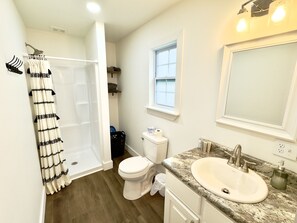 Shower, hair dryer, soap, shampoo - Armadillo Cabin with arcade, inflatables and more! (Guntersville)