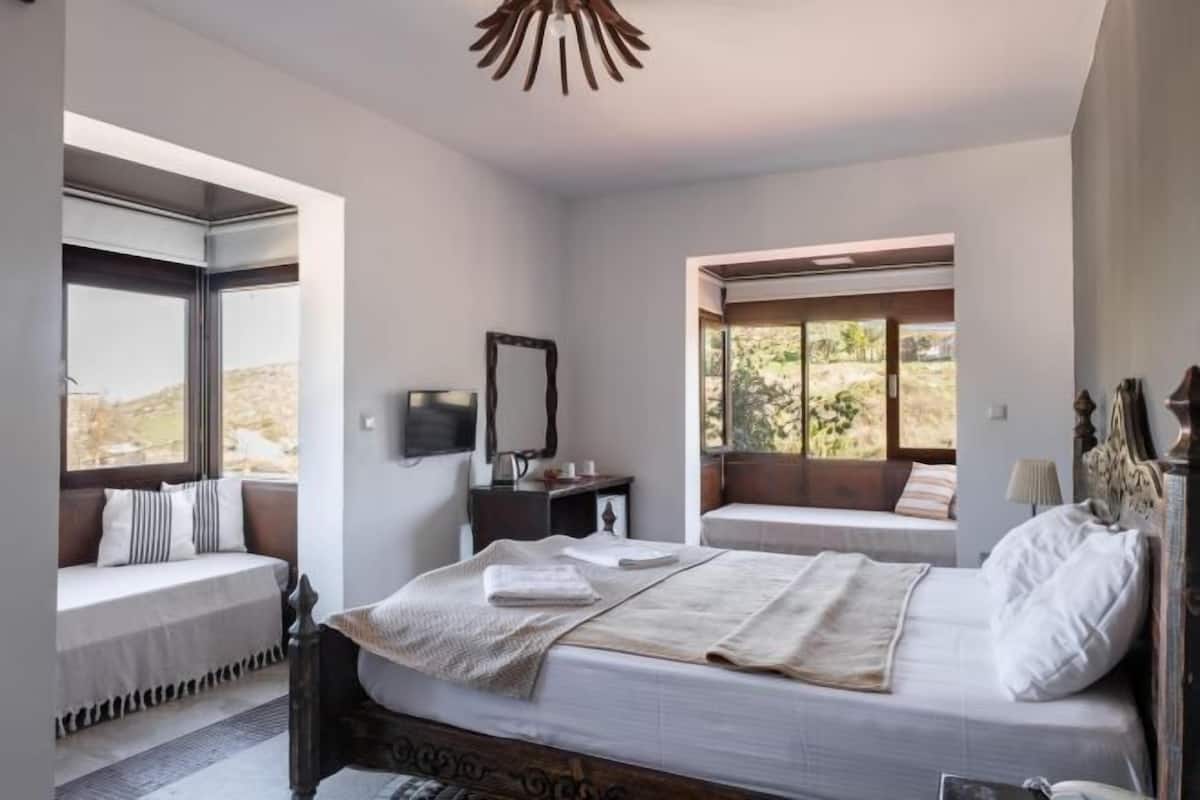 1 dormitori, minibar, wifi gratuïta i roba de llit