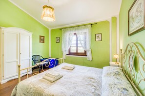 1 bedroom, free WiFi, bed sheets - Maramaldo Brunello, Shared Pool, Chianti (Castelfiorentino)