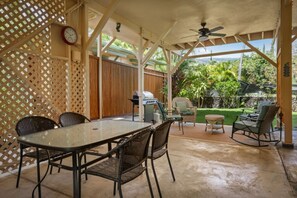 Outdoor dining