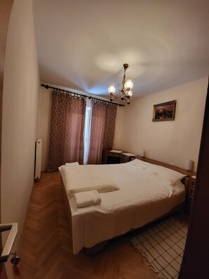 Apartment, 3 Bedrooms | 3 bedrooms, iron/ironing board, free WiFi - Apartment Sara (Rovinj)