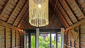 Kawasan tempat duduk lobi