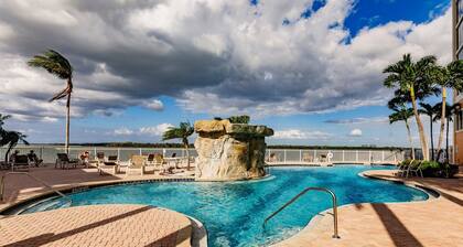 Lovers Key Resort Suite 1 - Watch Dolphins Play