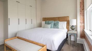 2 chambres, fer et planche à repasser, accès au Wi-Fi (inclus)