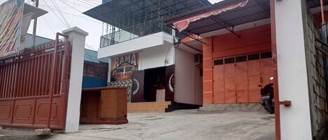 Fachada da propriedade