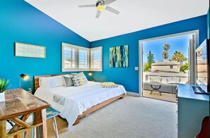 3 habitaciones, escritorio, tabla de planchar con plancha y wifi gratis