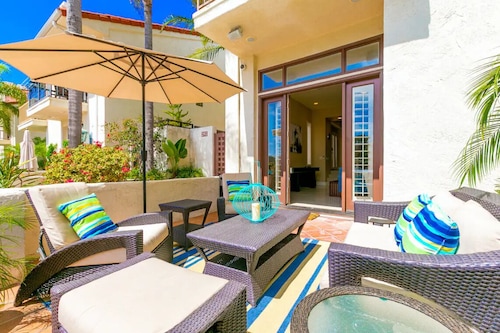 Great La Jolla Home/Steps to Sand/Parking/A/C/Fast Wifi