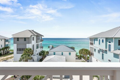 "So Fresh and So Green" South of 30A Private Beach Access Heated Pool Elevator