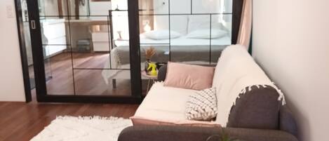 1 makuuhuone, silitysrauta/-lauta, ilmainen Wi-Fi, vuodevaatteet