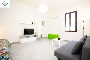 Smart TV - LeS House - Apartment 2 by TuscanyWeGo (Pisa)
