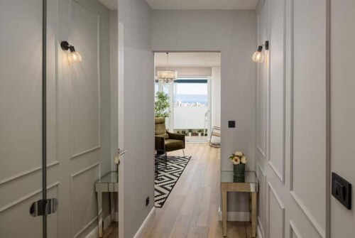 Amour Luxe 4- 80 m2 Kingsize-bett, Bürobereich