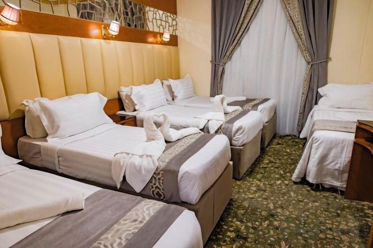 Soundproofing, WiFi (free), bed sheets