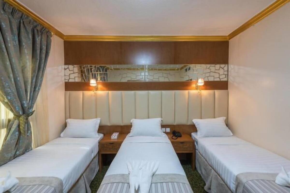 Soundproofing, free WiFi