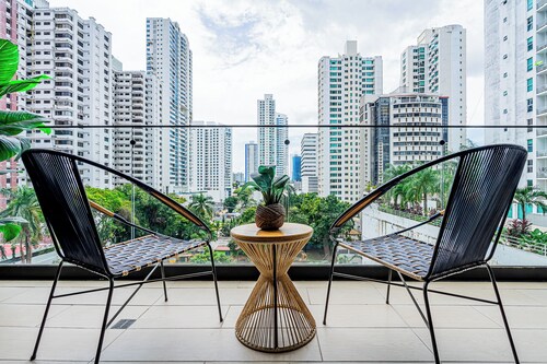 San Francisco by Wynwood House 