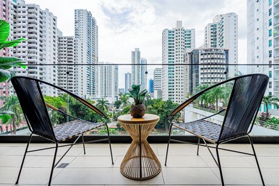 San Francisco by Wynwood House 