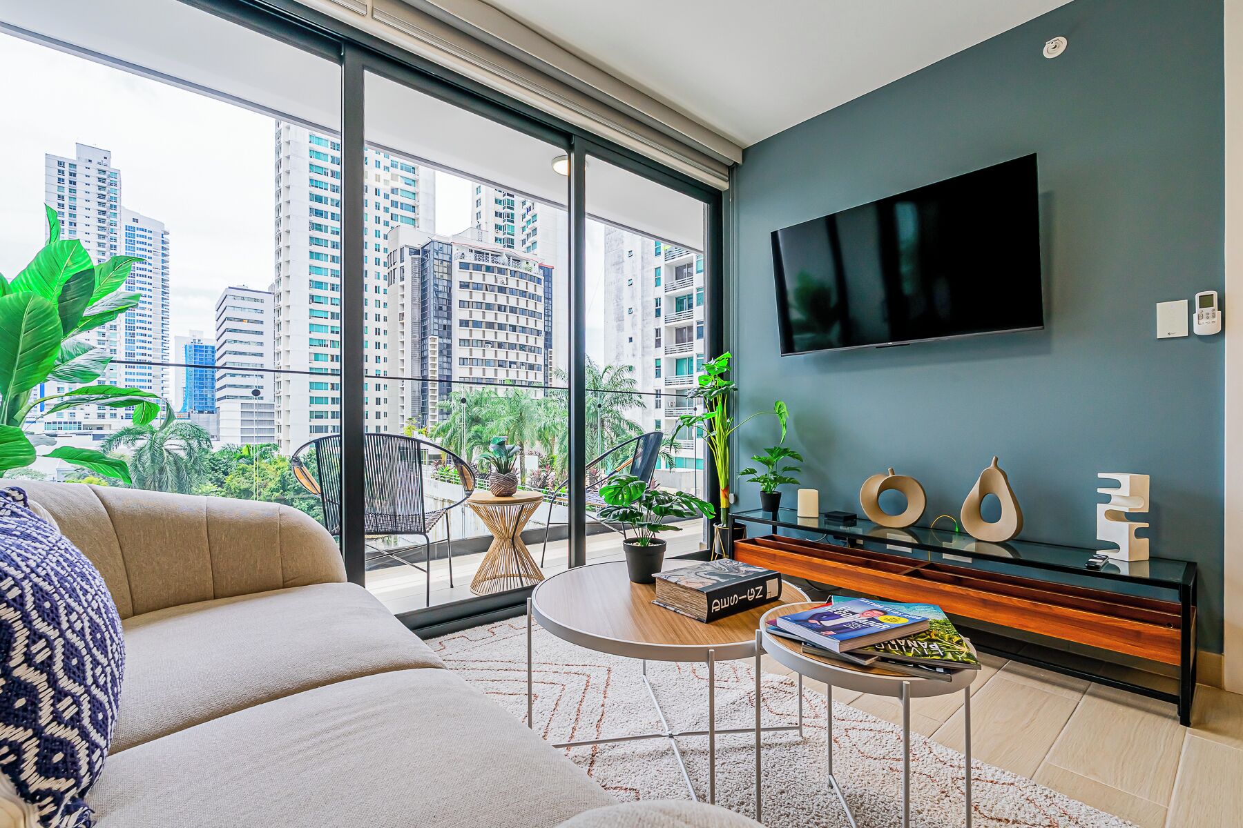 Apartment (10D) | Living area | 55-inch Smart TV with cable channels