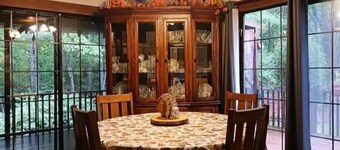 Pet/Biker Friendly House on Horseshoe Hill.  Minutes to the NOC and Bryson City