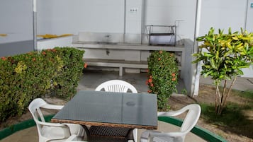BBQ/picnic area