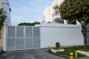 Front of property - Hotel Kariary (Puerto Boyacá)