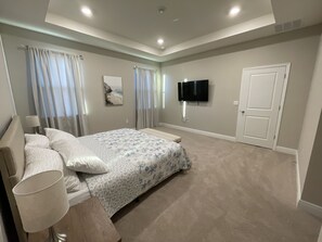 4 bedrooms, free WiFi, bed sheets