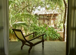 Terrace/patio - Boutique Villa with a View In Siolim Goa- Frangipani House by the Rose Nomad (Sodiem Siolim)