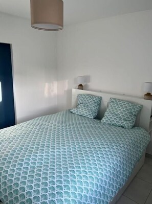 1 soverom, strykejern/-brett, wi-fi (inkludert) og sengetøy