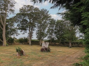 Cottage | Property grounds