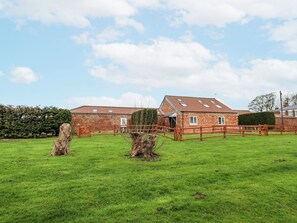 Cottage | Property grounds - Razorbill (Bridlington)
