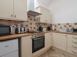 Ferienhaus | Eigene Küche | Kühlschrank, Wasserkocher, Toaster, Kochgeschirr/Geschirr/Besteck