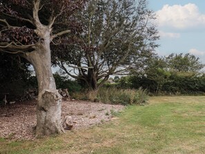 Cottage | Property grounds