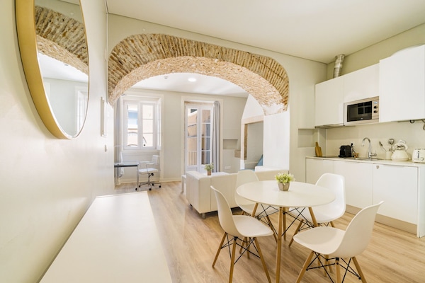 Executive Apartment | Living area | Flat-screen TV