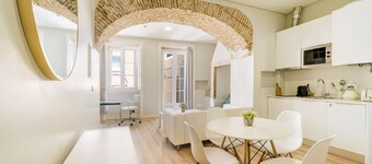 Metropolitan Lisbon Janelas Verdes