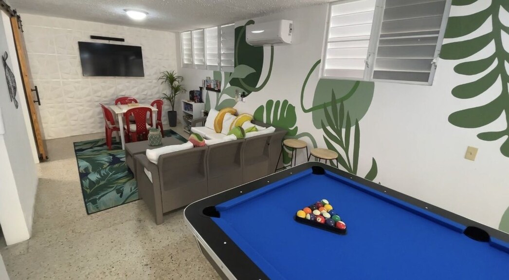 Fajardo Family Vacation Home + Solar Backup + Game Room - Fajardo