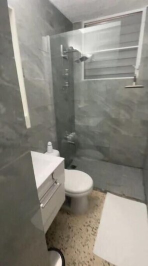 Shower, hair dryer, towels, soap - Top Location, Fully Equipped & Solar Energy! (Fajardo)