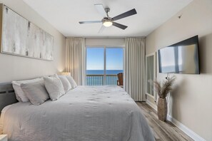 3 bedrooms, free WiFi, bed sheets - Calypso 1002 West Tower!  Gulffront, Free Beach Service and Walk to Pier Park! (Panama City Beach)