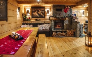 浪漫小屋 | 2 多间卧室、熨斗/熨衣板、免费 WiFi