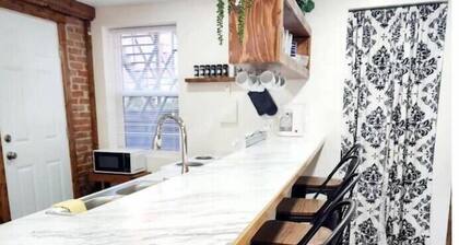 Unique Uptown Studio