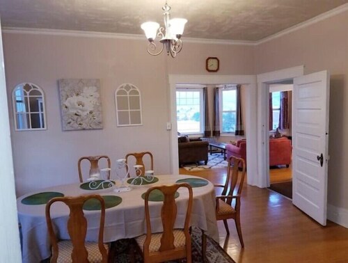 Uptown apartment with a spectacular view

