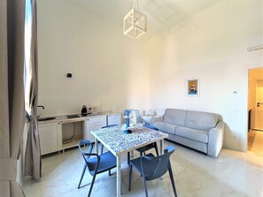 Panoramic Suite | Living area