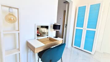 1 bedroom, Egyptian cotton sheets, premium bedding