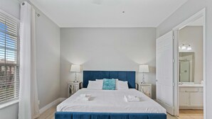 Unclassified image, 2 of 74, button - 5048 Shoreway Loop #407 (Orlando)