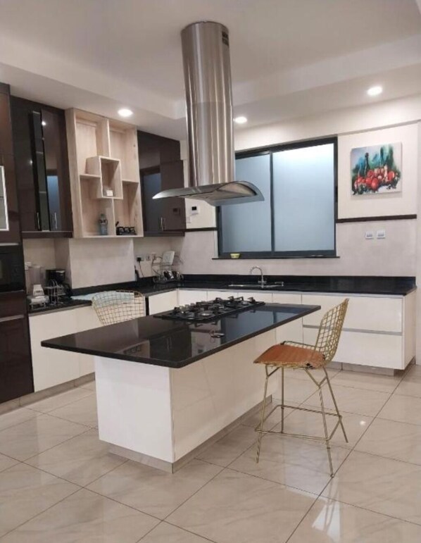 Private kitchen - Tabere Heights 2bedroom Executive Apartment (Nairobi)