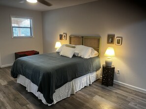 2 Schlafzimmer, Schreibtisch, kostenloses WLAN, Bettwäsche