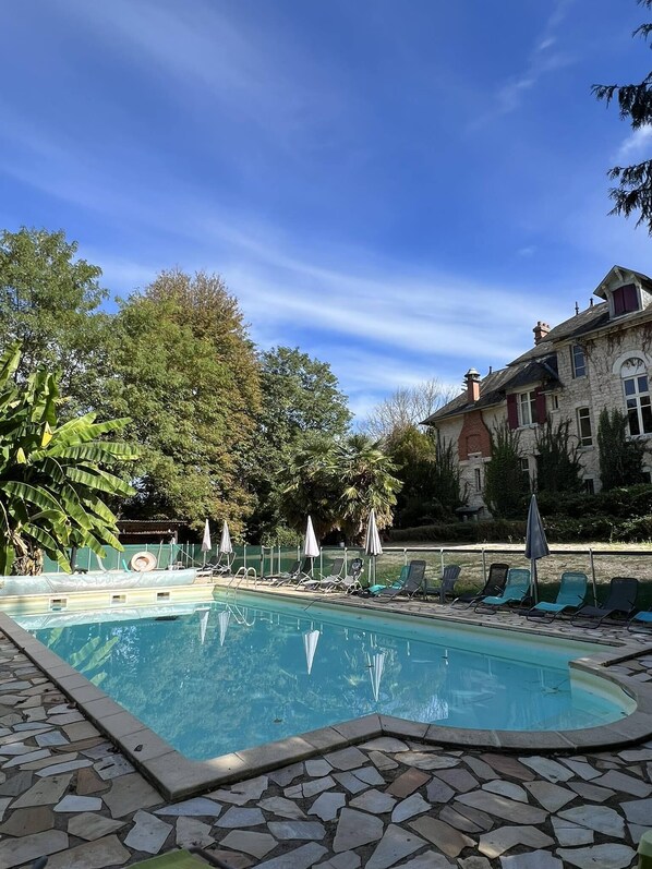 Piscine extérieure, piscine chauffée