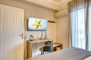 1 camera, una scrivania, ferro/asse da stiro, Wi-Fi