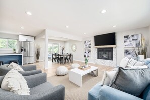 TV, fireplace, table tennis