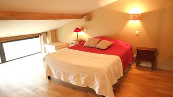 2 chambres, fer et planche Ă repasser, lit parapluie, Wi-Fi gratuit